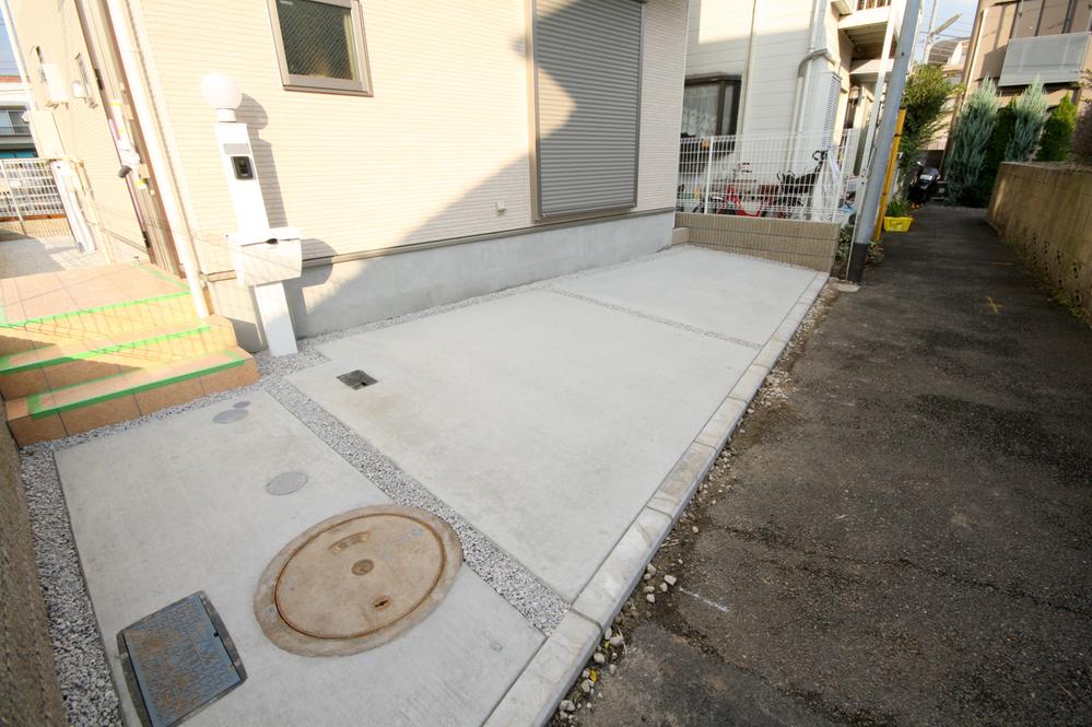 Local appearance photo. Local (2013 November shooting)