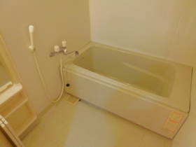 Bath. Bathroom with add 炊 function