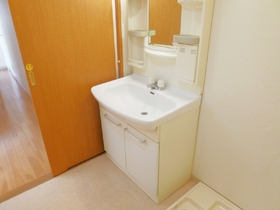 Washroom. It is a popular independent wash basin equipped