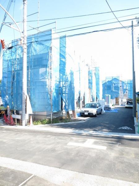 Local appearance photo. Local construction in