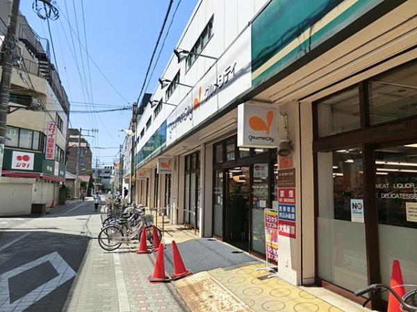 Supermarket. Daiei Gourmet City The National shop 1100m walk 13 minutes