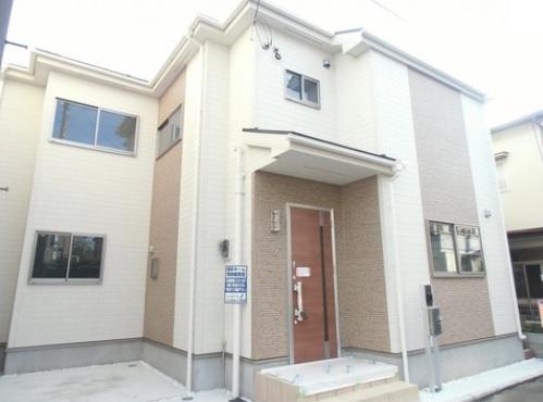 Local appearance photo. The appearance of the white precious.