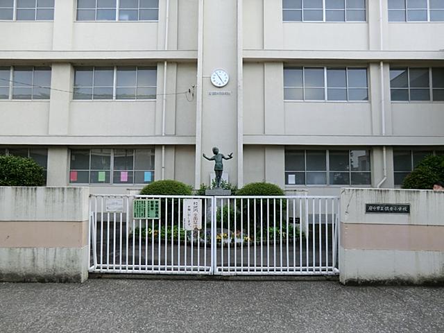 Primary school. 160m to Fuchu Municipal Sumiyoshi elementary school