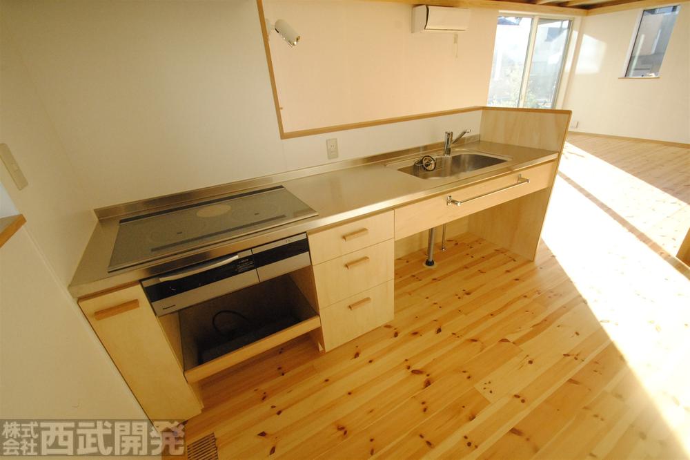 Kitchen. System kitchen