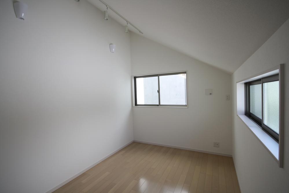 Non-living room. Indoor (September 2013) Shooting