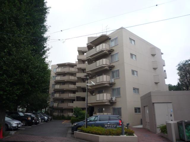 Local appearance photo. Local (12 May 2013) Shooting