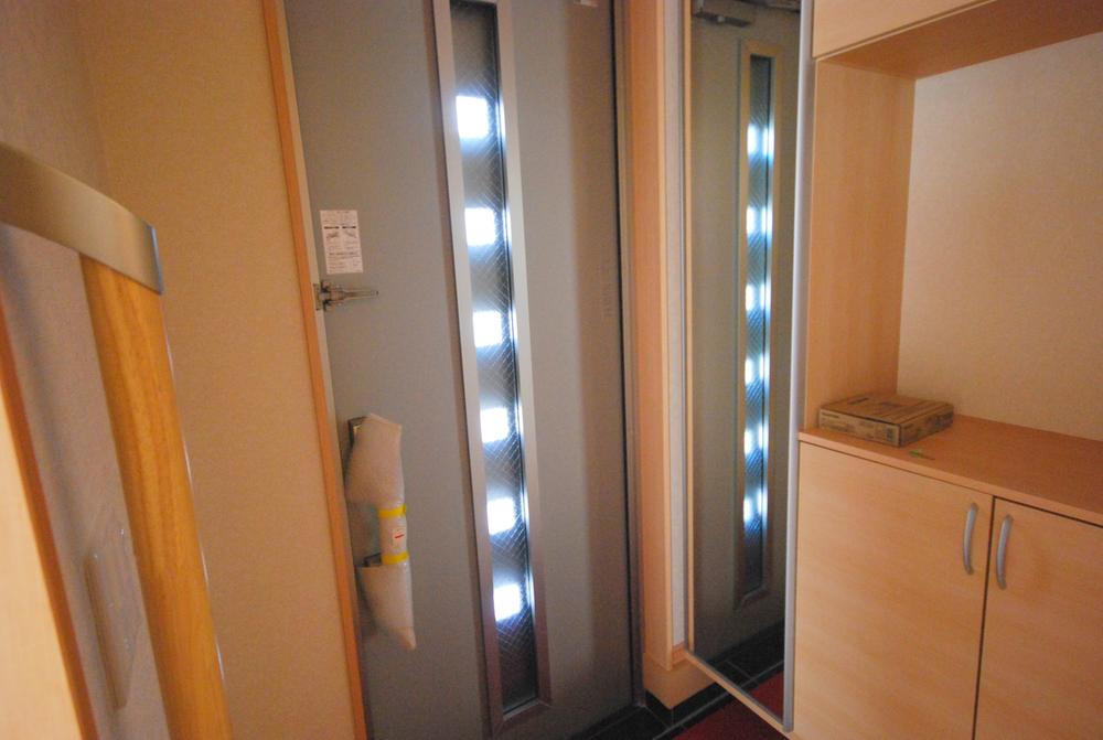 Entrance. Local (2013 December shooting)