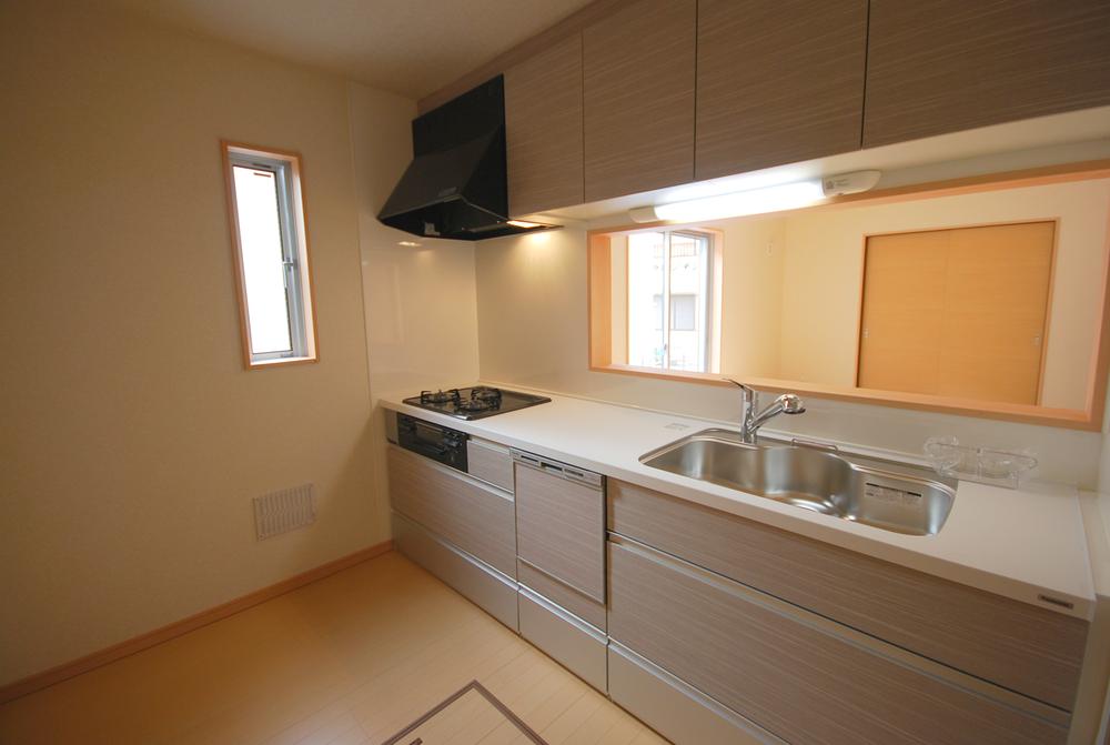 Kitchen. Local (2013 December shooting)