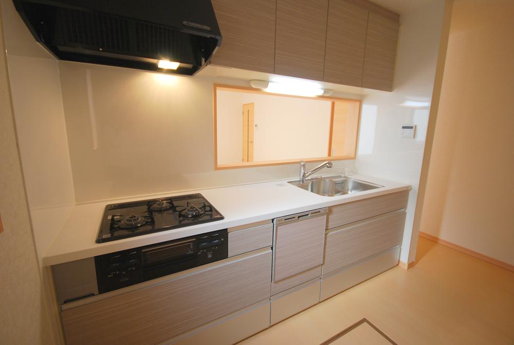 Kitchen. Local (2013 December shooting)