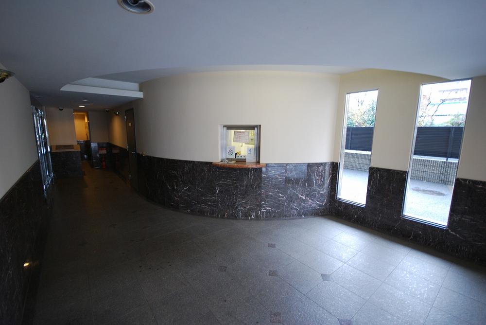 Entrance. Common areas