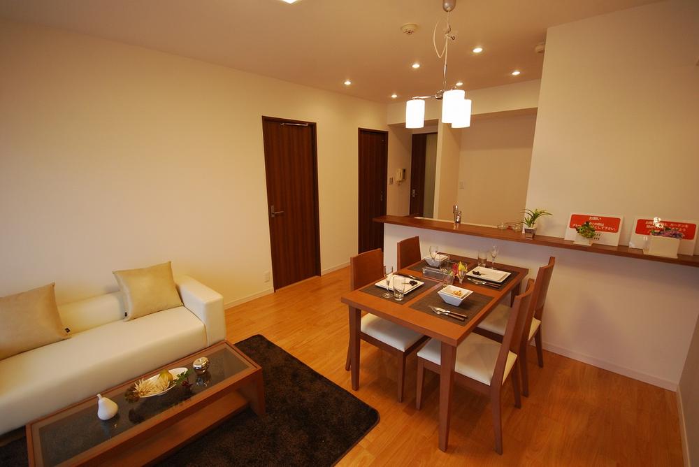 Living. Indoor (12 May 2013) Shooting