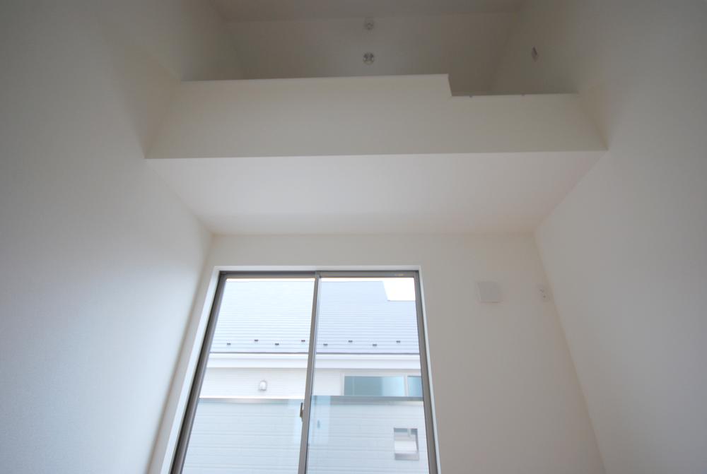 Non-living room. Indoor (September 2013) Shooting loft