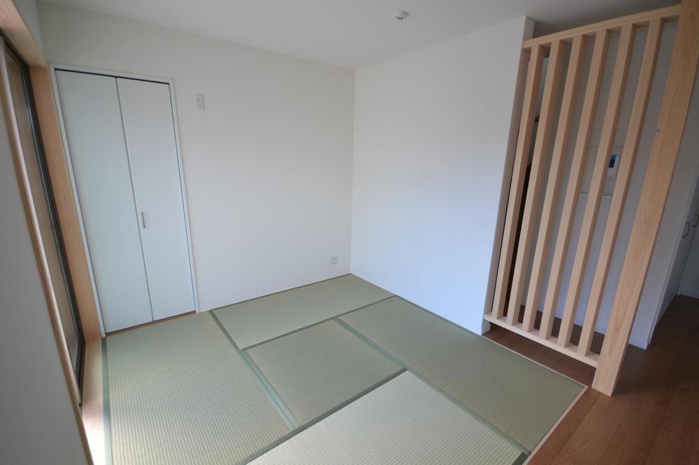 Non-living room. Indoor (September 2013) Shooting