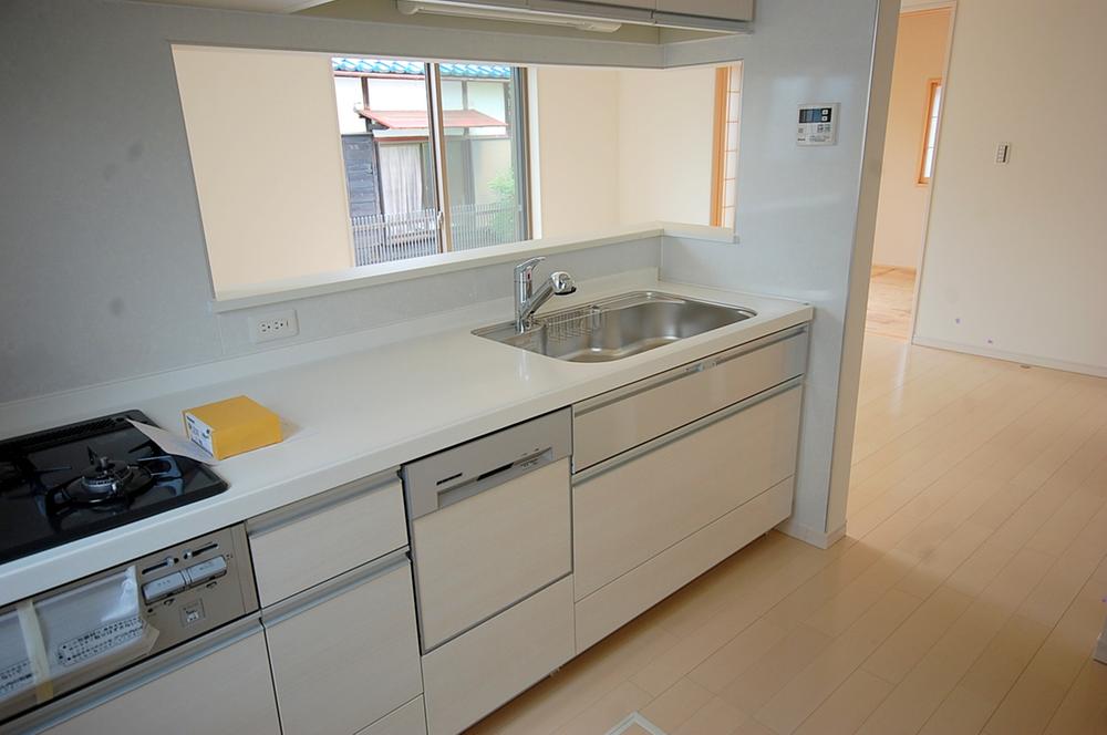 Kitchen. Local (September 2013) Shooting