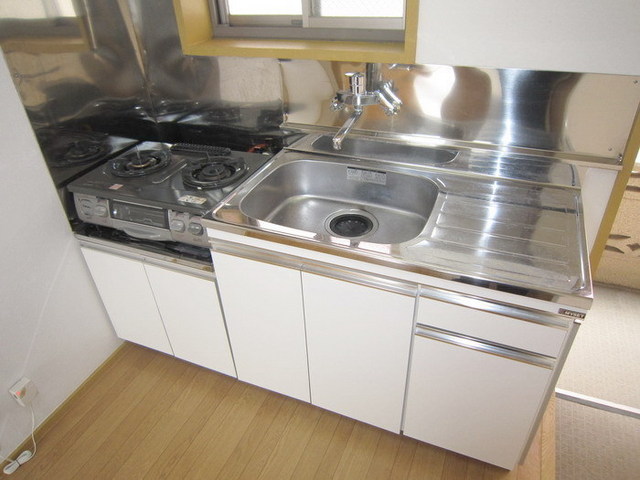 Kitchen. Two-burner stove can be installed spacious kitchen