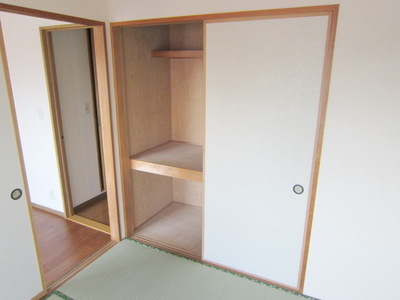 Living and room. Storage space
