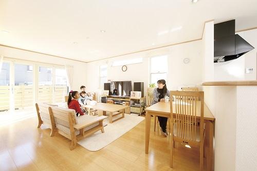 Building plan example (introspection photo). Spacious living room is directing us to a moment of family gatherings bouncing of conversation