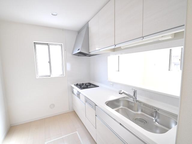 Bathroom. Fuchu Yotsuya 1-chome, 5 Building kitchen