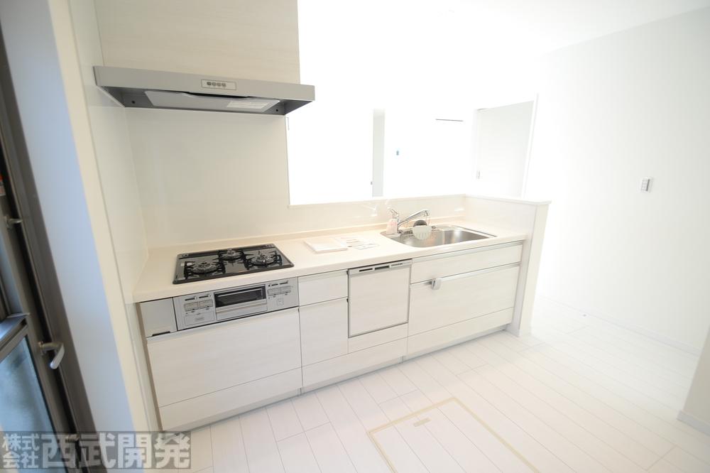 Other Equipment. O Building artificial marble counter kitchen dishwasher ・ With water purifier ・ Slide storage ・ Underfloor Storage