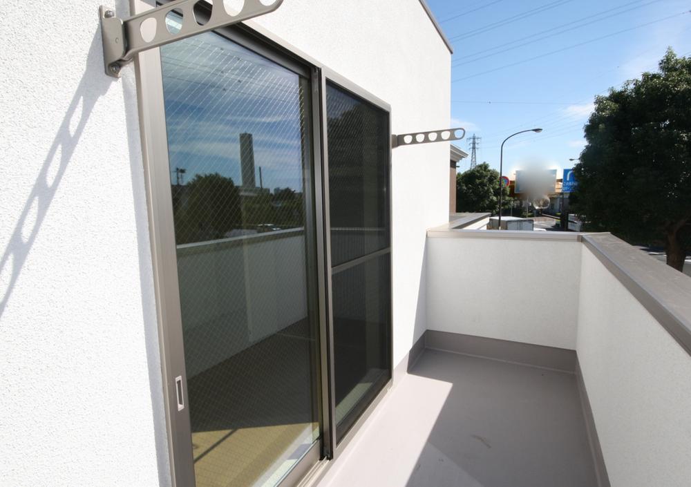 Balcony. Local (September 2013) Shooting