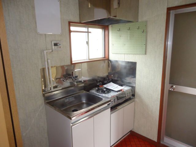 Kitchen. Also it comes with a window in the kitchen. 