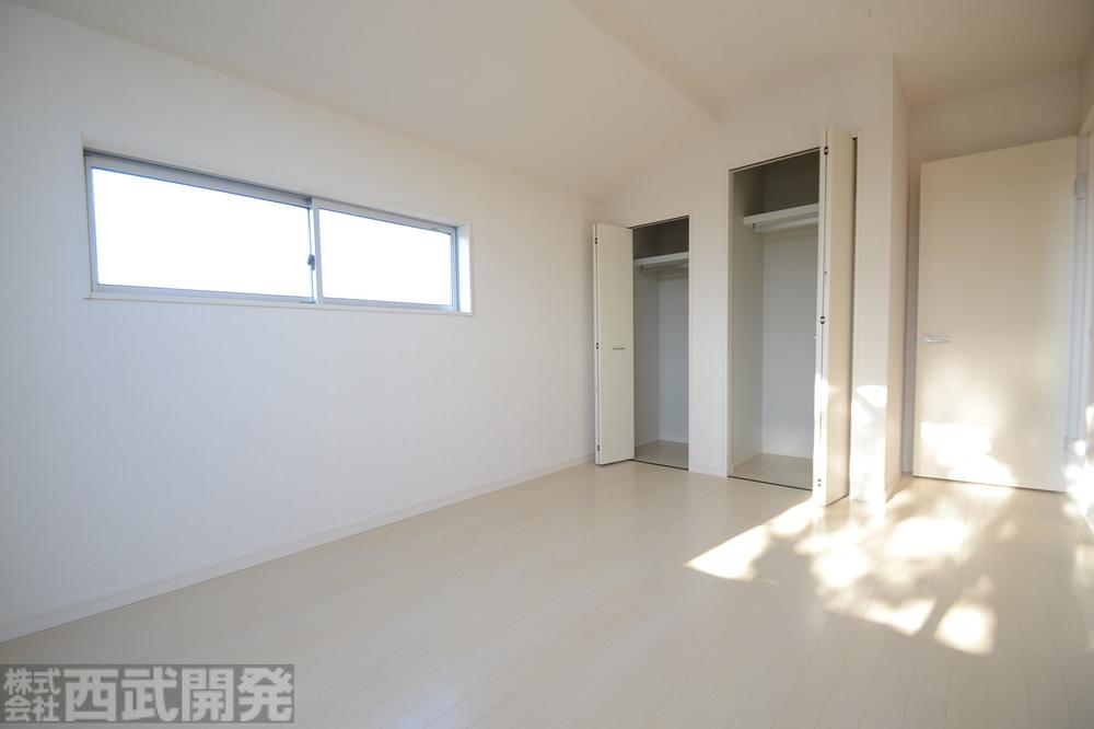 Non-living room. Western-style 7.25 Pledge Closet × 2