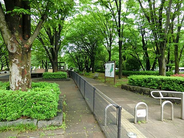 park. 1370m to Musashino park