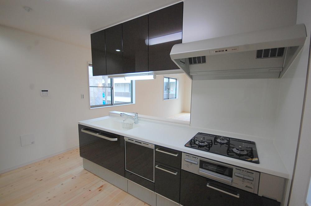 Kitchen. Indoor (September 2013) Shooting