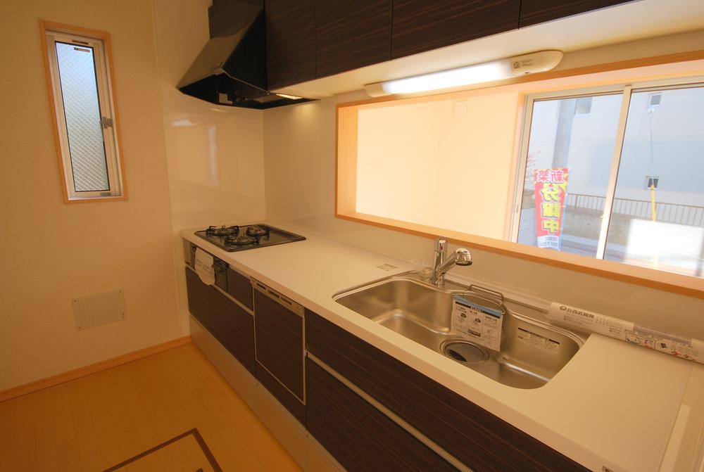 Kitchen. Local (2013 December shooting)