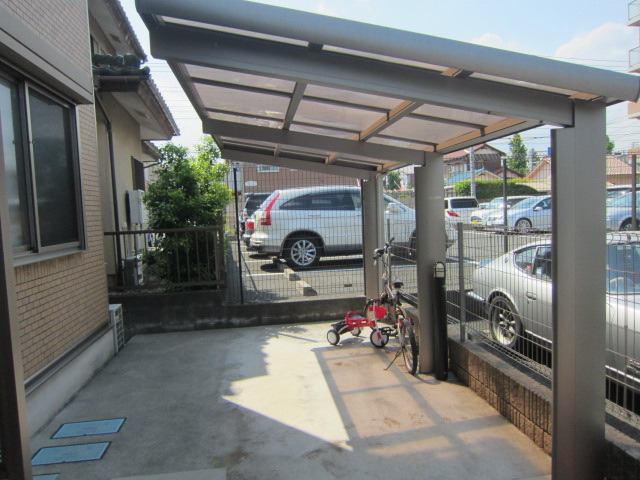 Other common areas. It is a roof with bicycle parking