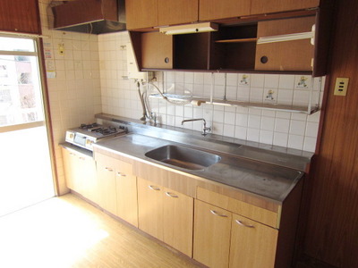 Kitchen. It is a handy kitchen