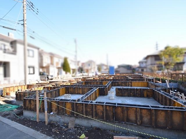 Local appearance photo. Momijigaoka 3-chome 1 Building Foundation