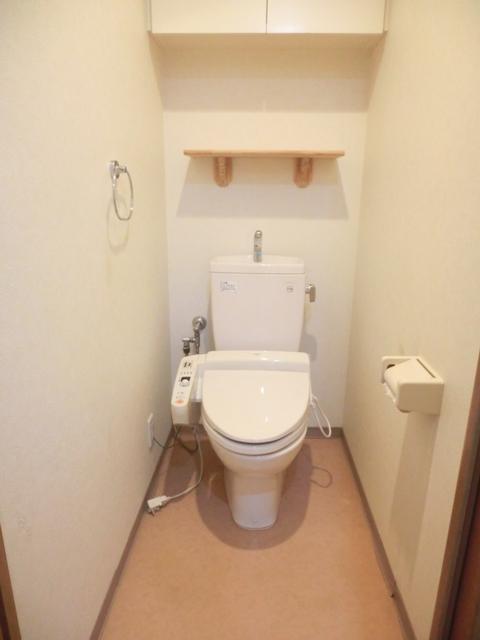 Toilet. Grand City Radiant Tokyo West toilet