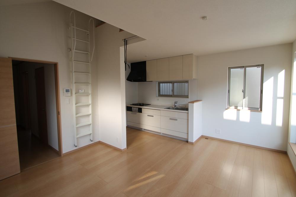 Living. Indoor (September 2013) Shooting