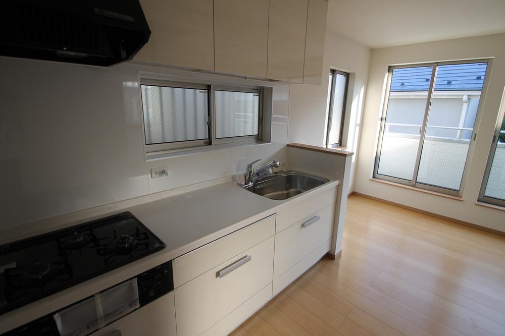 Kitchen. Indoor (September 2013) Shooting