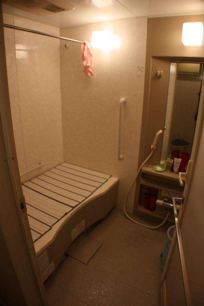 Bathroom. Indoor (January 2014) Shooting