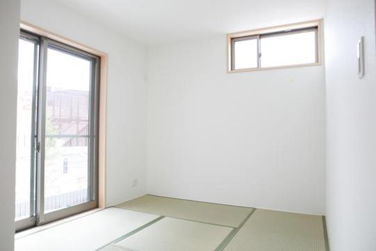 Non-living room. About a 4.5 Pledge of Japanese-style room.