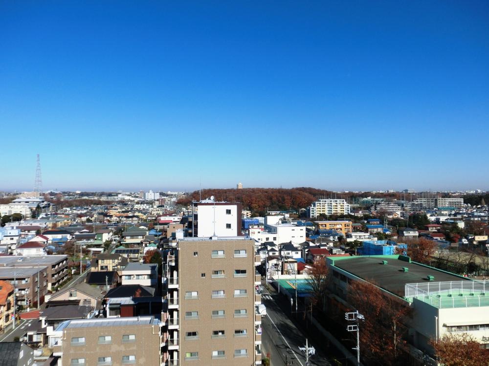 View photos from the dwelling unit. View from the site (December 2013) Shooting