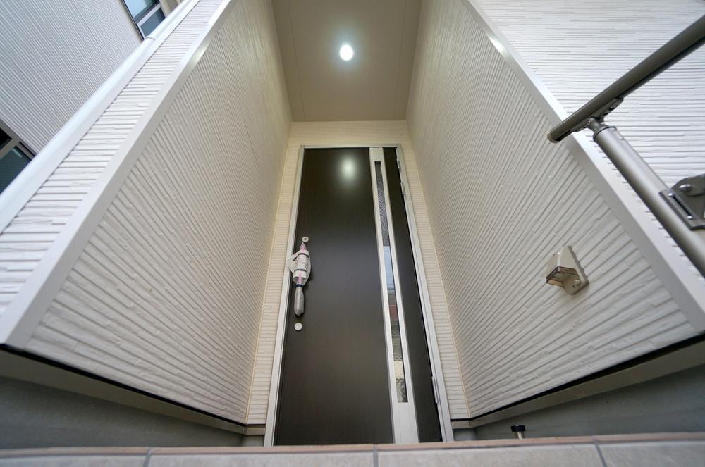 Entrance. December 2013 shooting