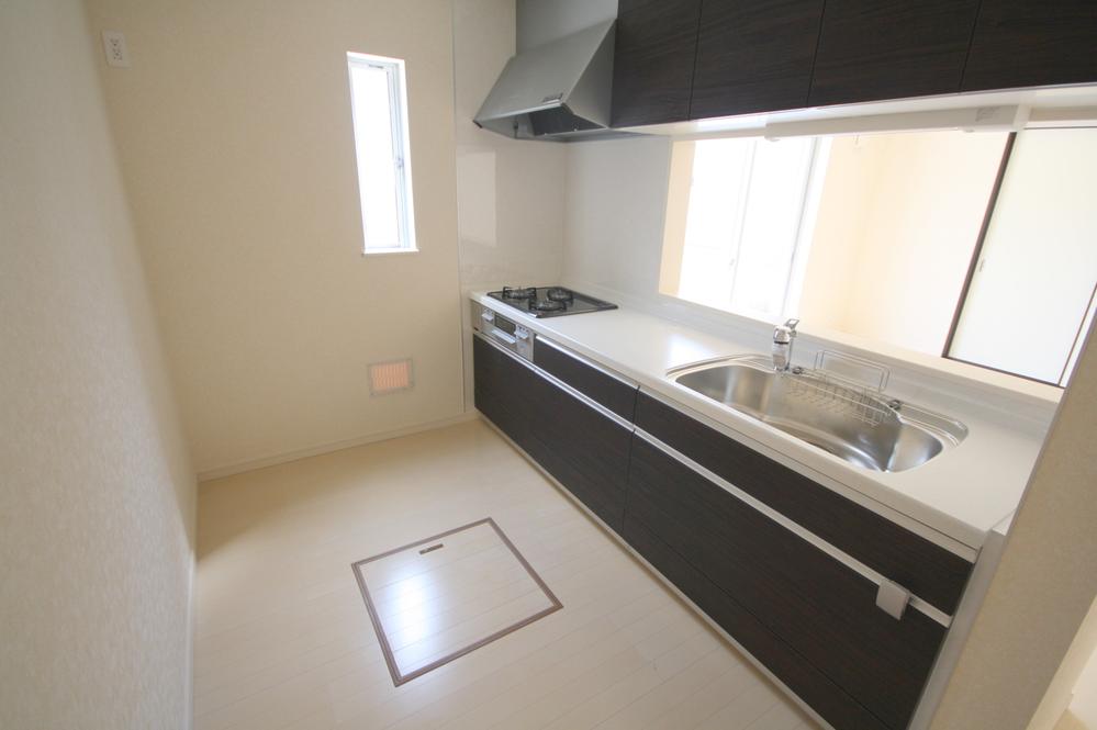 Same specifications photo (kitchen). Example of construction