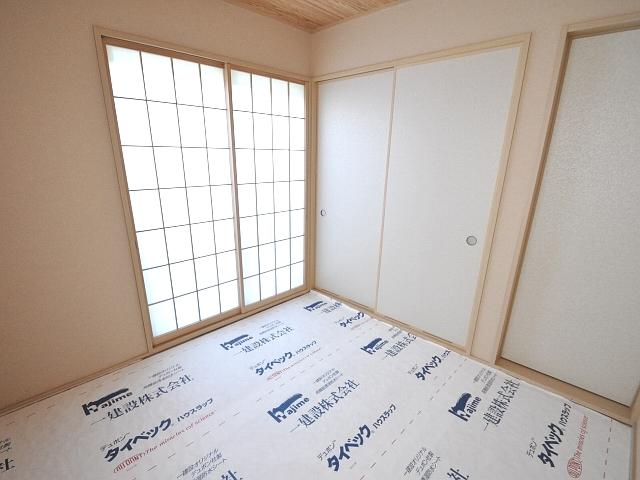 Non-living room. Building 2 Japanese-style room (11 May 2013) Shooting