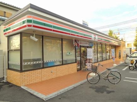 Convenience store. 477m to Seven-Eleven Fuchushin-cho 2-chome