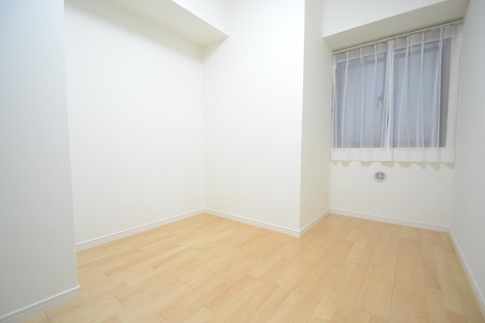 Non-living room. Western-style 4.2 Pledge With closet