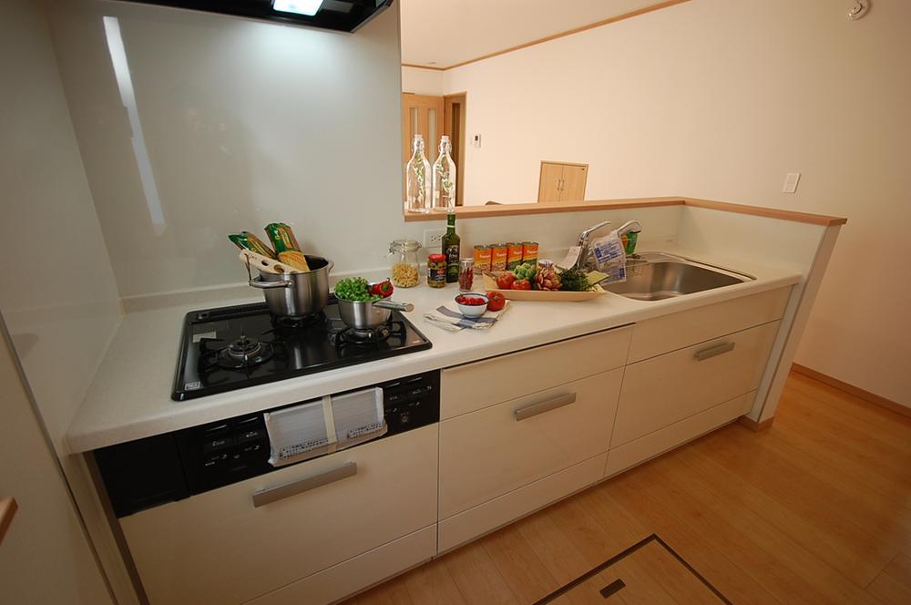 Same specifications photo (kitchen). Same specifications