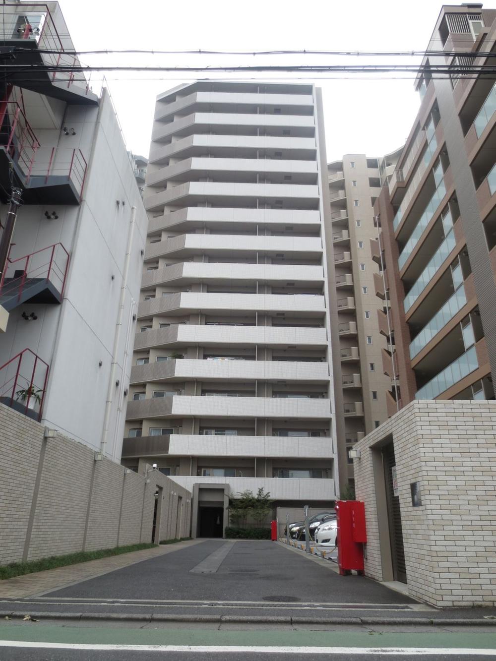 Local appearance photo