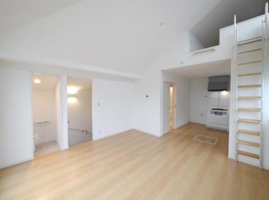 Living. Spacious living room of more than 15 Pledge! 