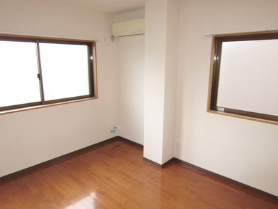 Living and room. It is bright with two-sided lighting