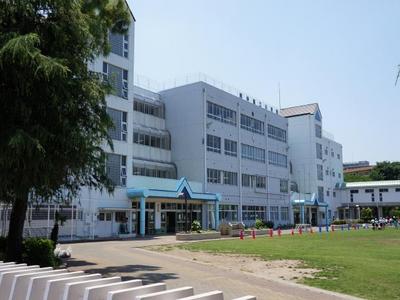 Primary school. 97m to Fuchu Municipal Fuchu second elementary school (elementary school)