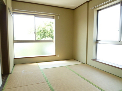 Living and room.  ☆ Japanese-style room is want ☆