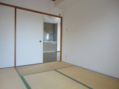 Living and room. Japanese-style rooms.